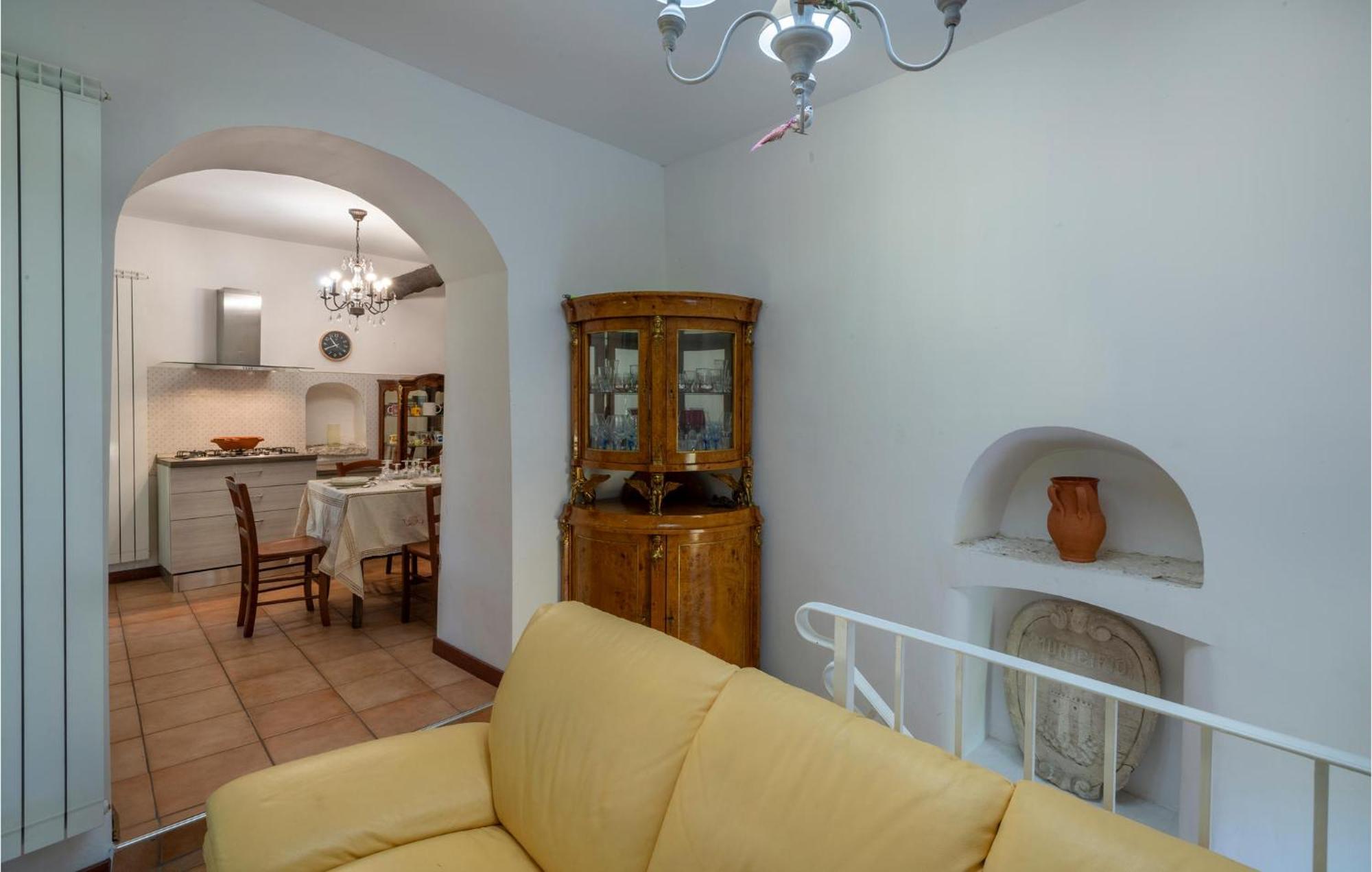 4 Bedroom Lovely Apartment In Caramanico Terme Eksteriør billede